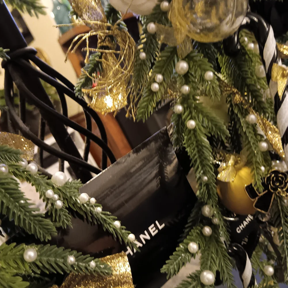 Slayerrr's Customs One Of A Kind Holiday Wreath